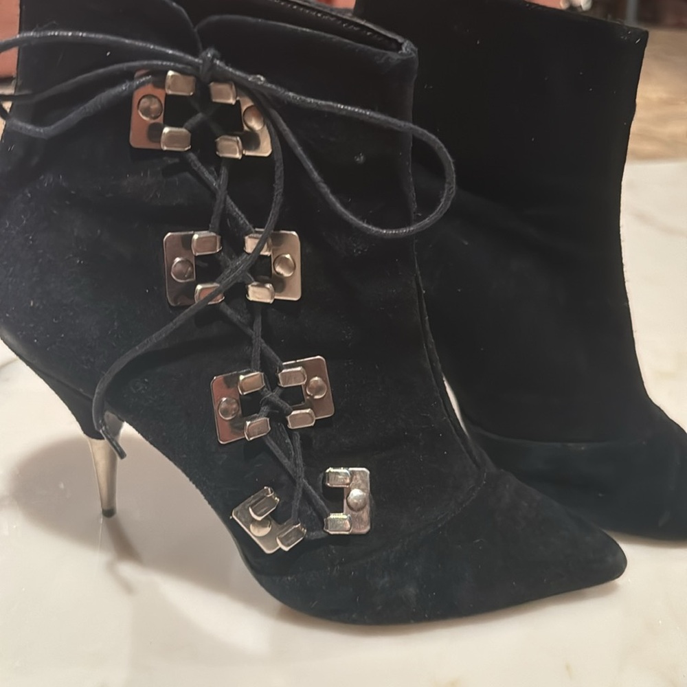 Suede boots size 9B